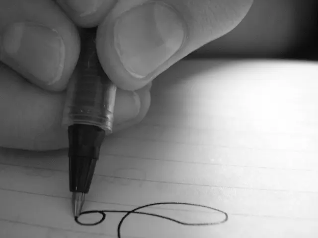 The Joy of Writing Longhand