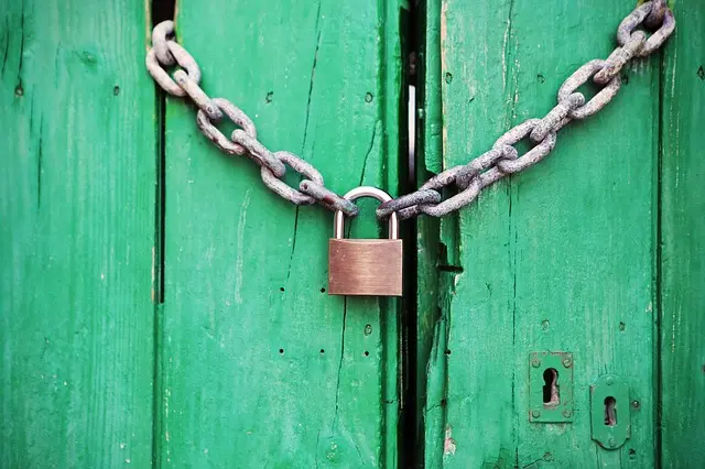Library Love: Do Fines Lock Readers Out of Libraries?