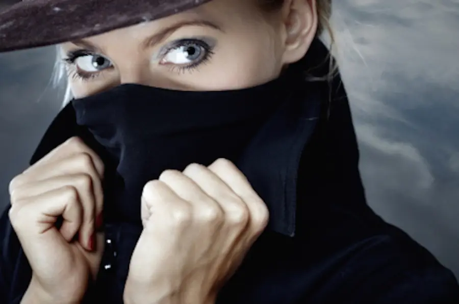 Sneaking Around in YA: 6 Kickass Female Spies