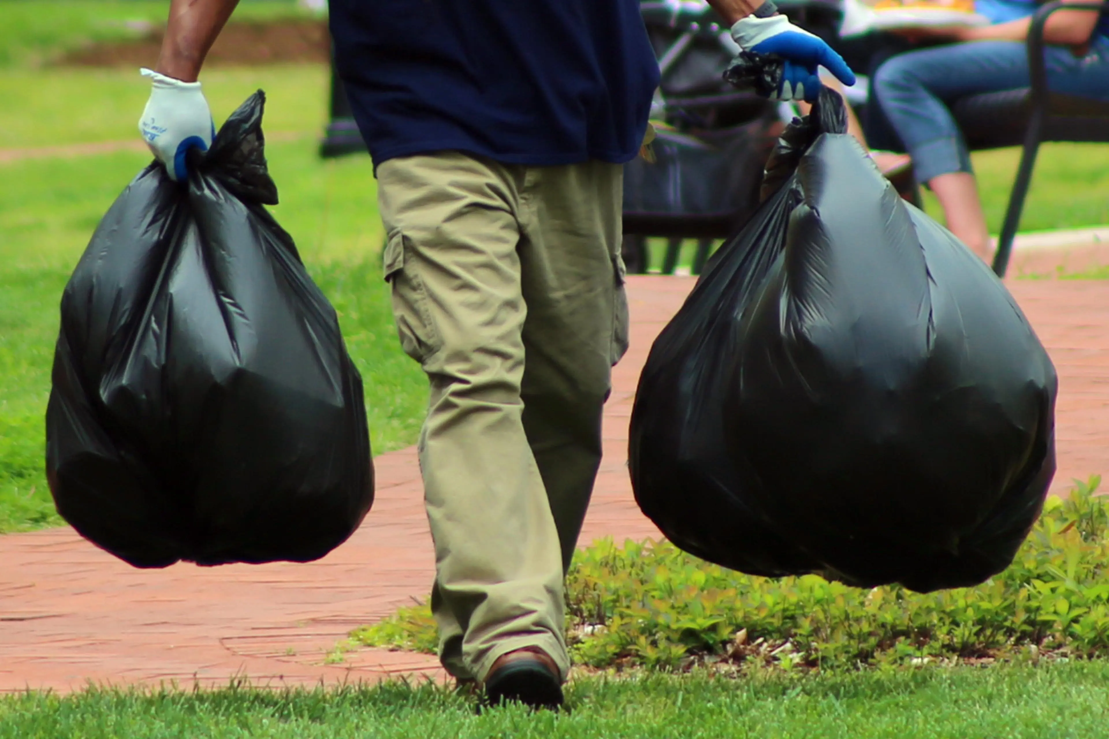 7 Tips for Donating Old Books Without Being A Jerk