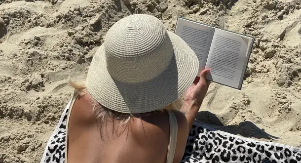 These 4 Popular Reading Spots Are Actually Awful