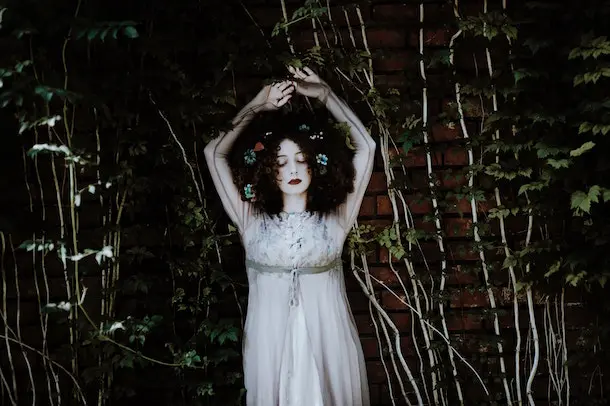 Season of the Witch: Six Dark Fairy Tales Everyone Should Read