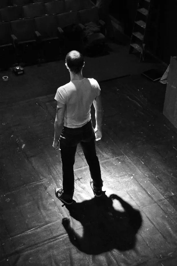 Acting on the Fictional Stage: The Dramatic Method in Fiction
