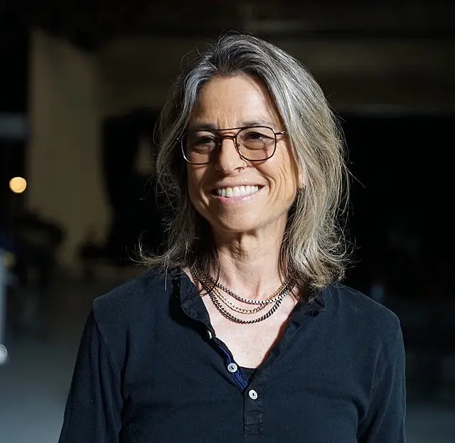 Standing on the Threshold: An Interview with editor Amy Scholder