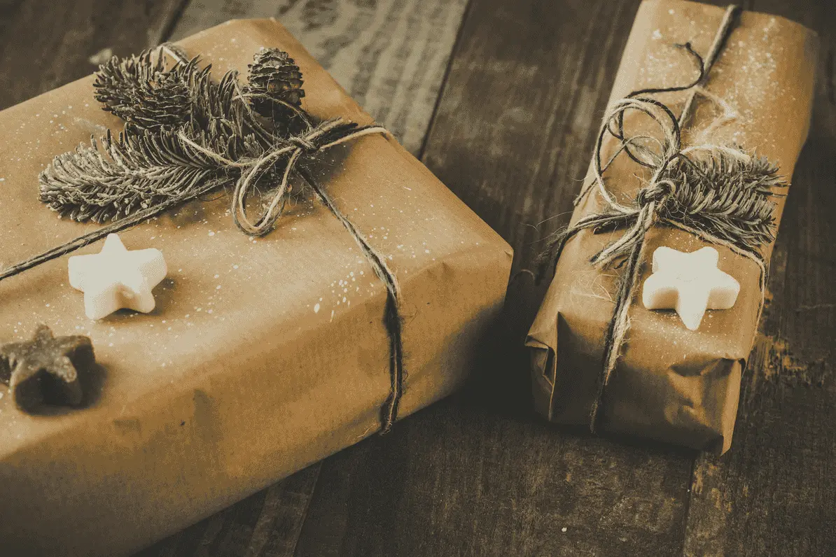 8 Genuinely Great Gifts for the Writer in Your Life | LitReactor