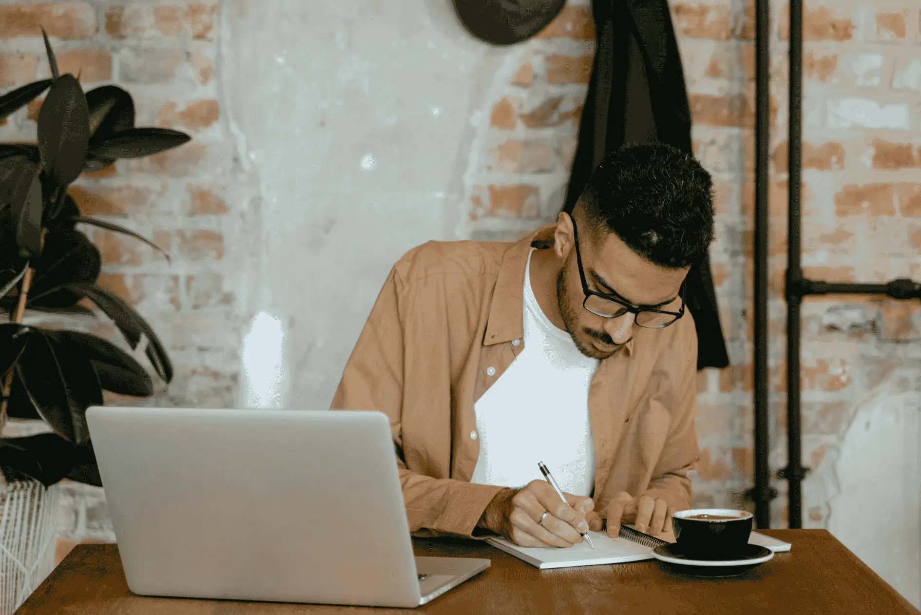 How to Write a Novella - With Paul Michael Anderson